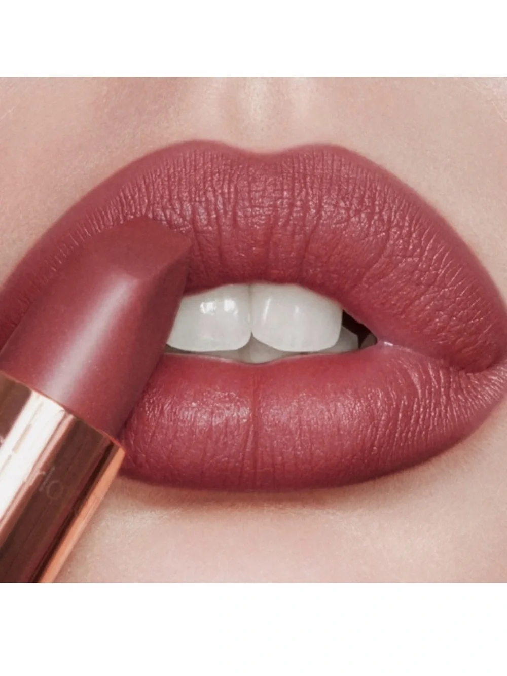 Charlotte Tilbury Pillow Talk Medium Matte Revolution Lipstick